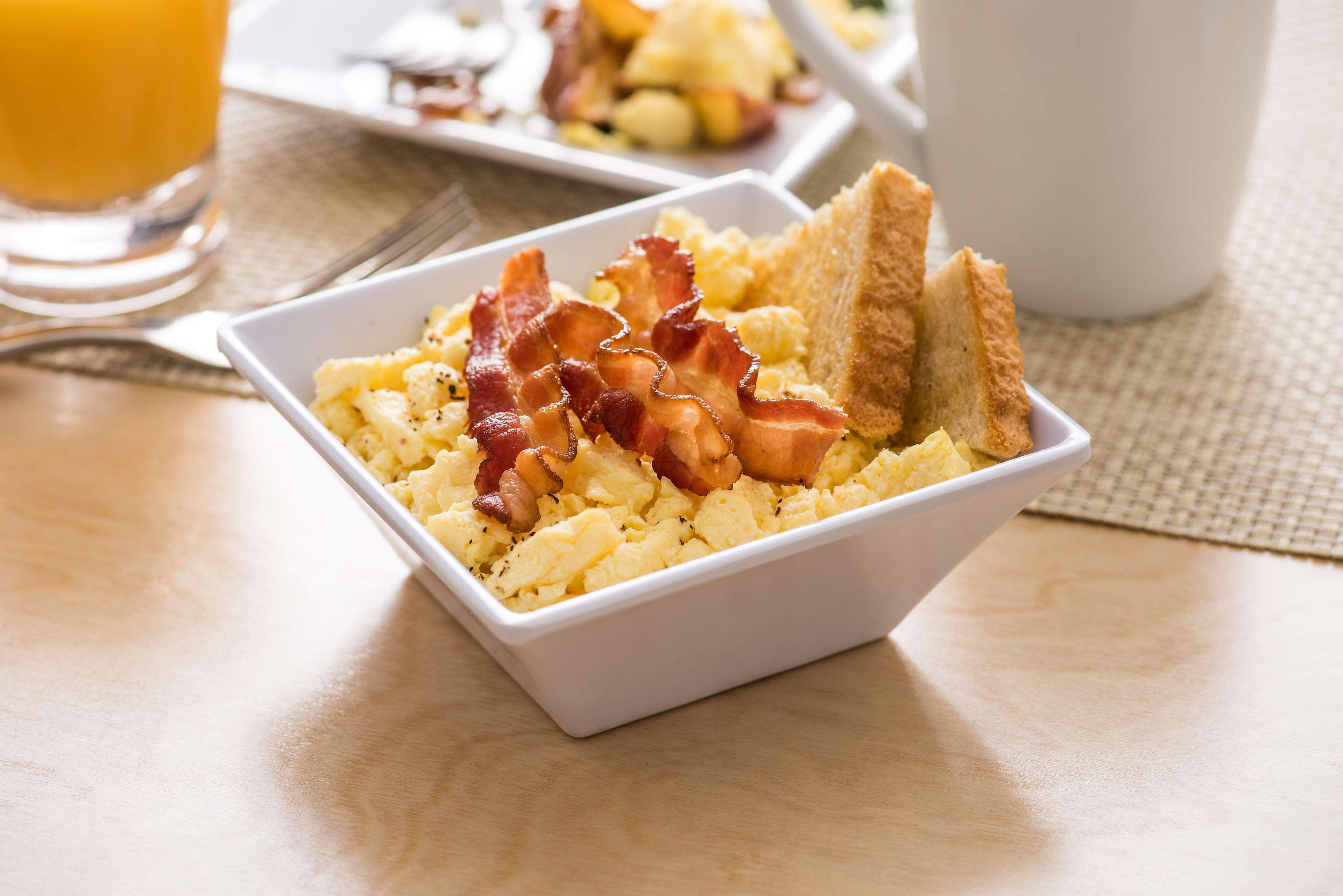 Hyatt Place Lansing-East Ngoại thất bức ảnh