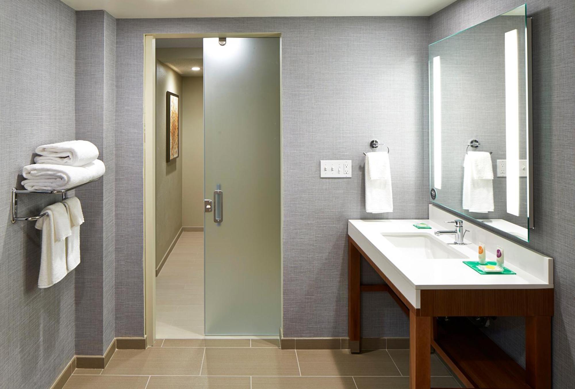 Hyatt Place Lansing-East Phòng bức ảnh